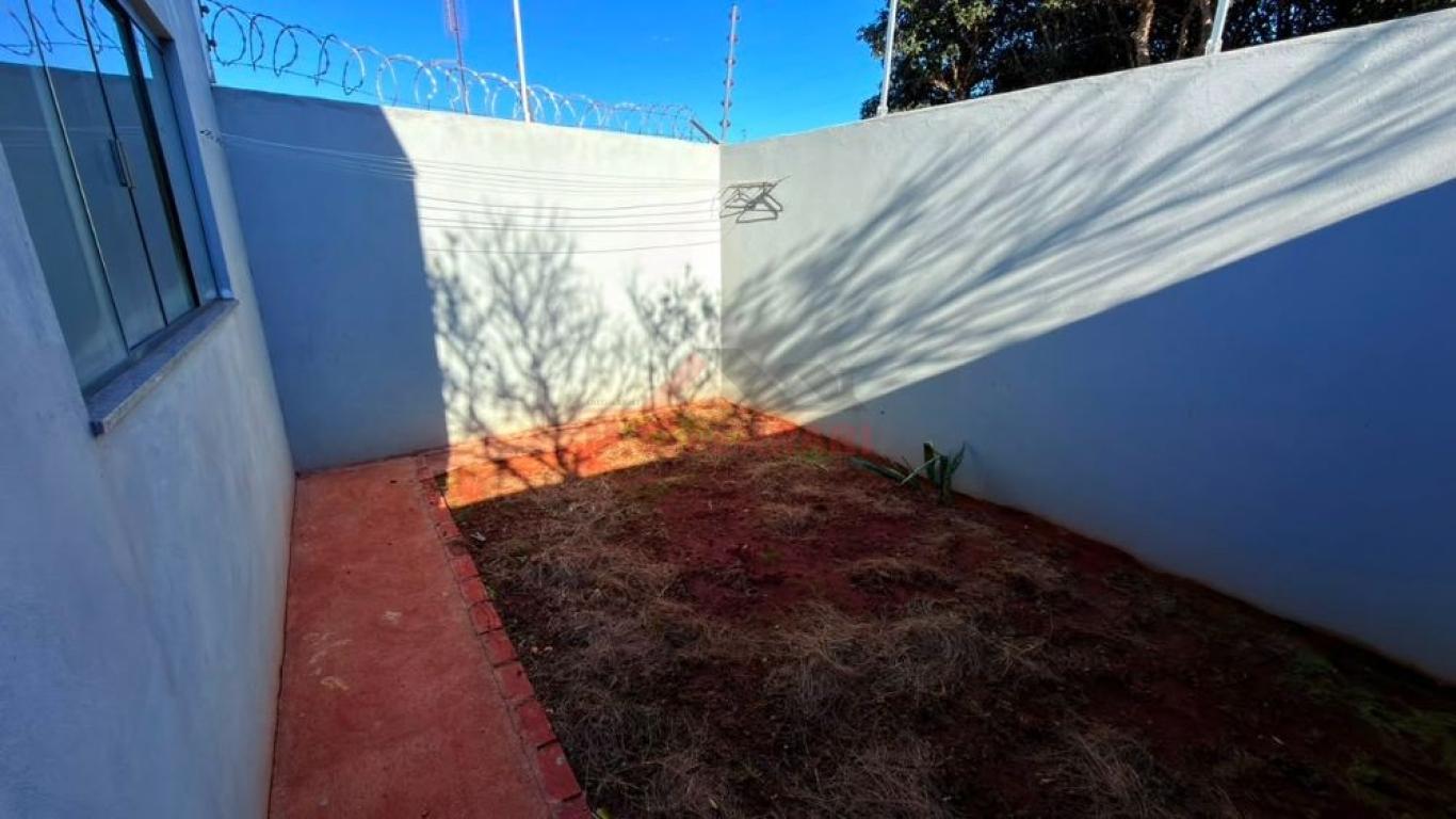 CASA NA Vila Carvalho em Assis