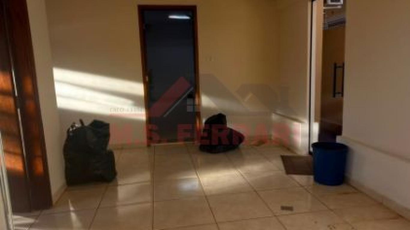 PONTO COMERCIAL NA Vila Glória em Assis
