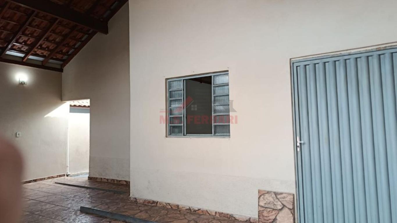 CASA NA Vila dos Comerciários em Assis