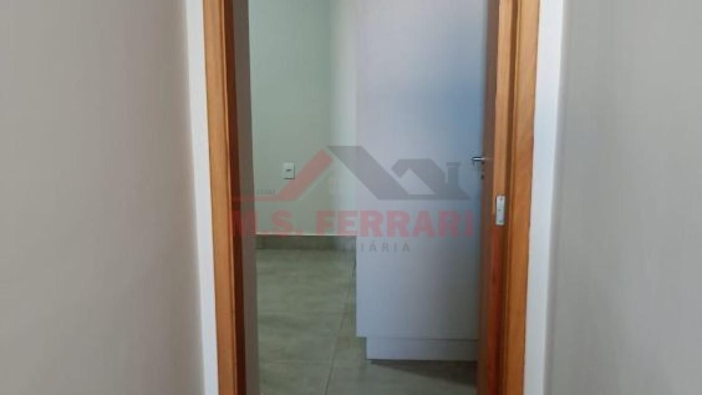 CASA NA Vila Tênis Clube em Assis