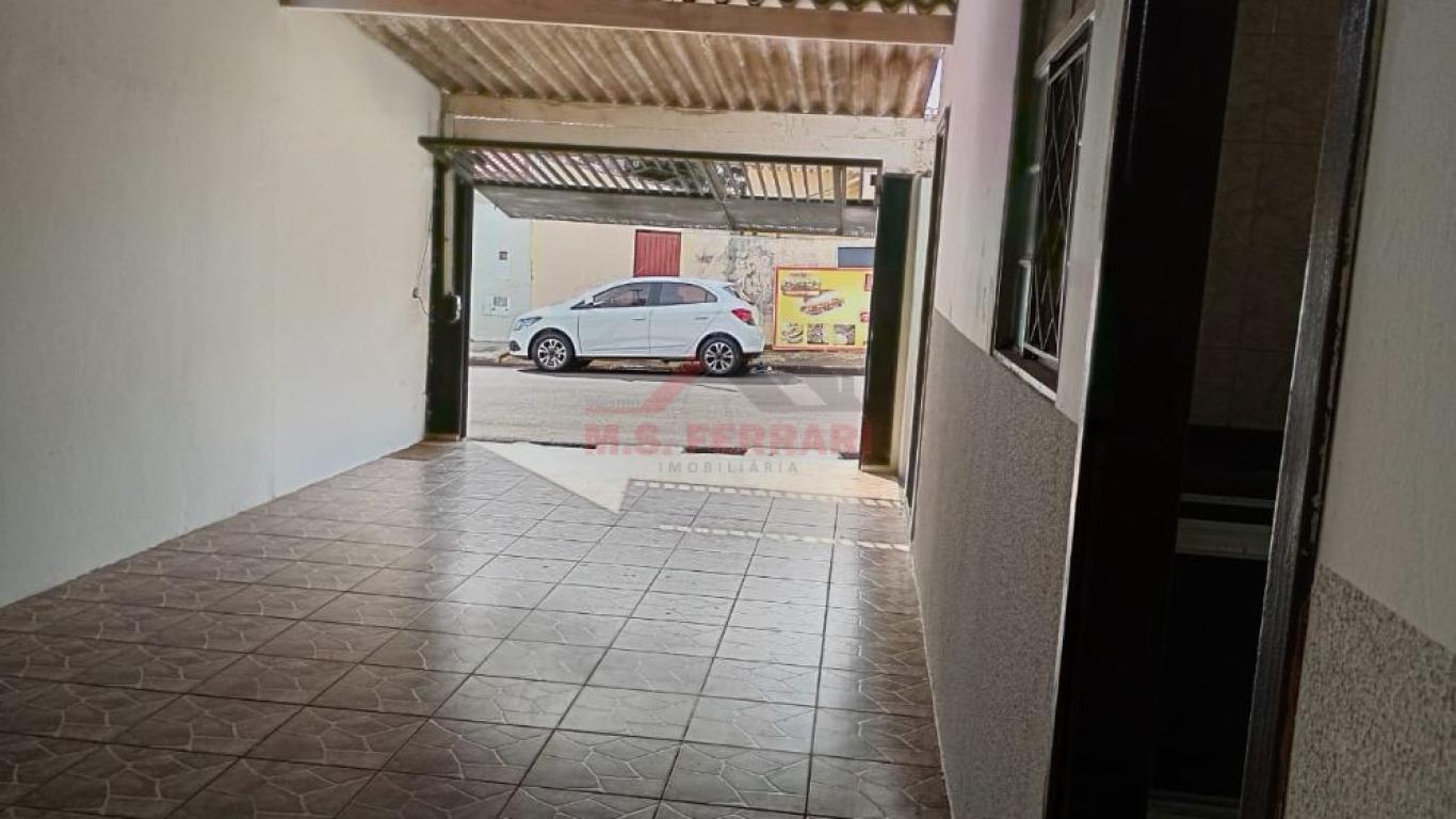CASA NA Vila Operária em Assis