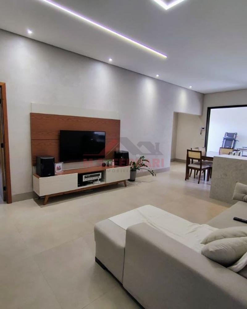 CASA NA Vila Boa Vista em Assis