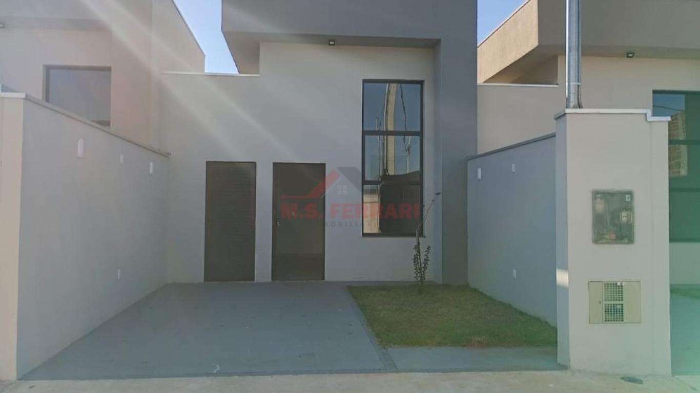 CASA NA Vila Tênis Clube em Assis