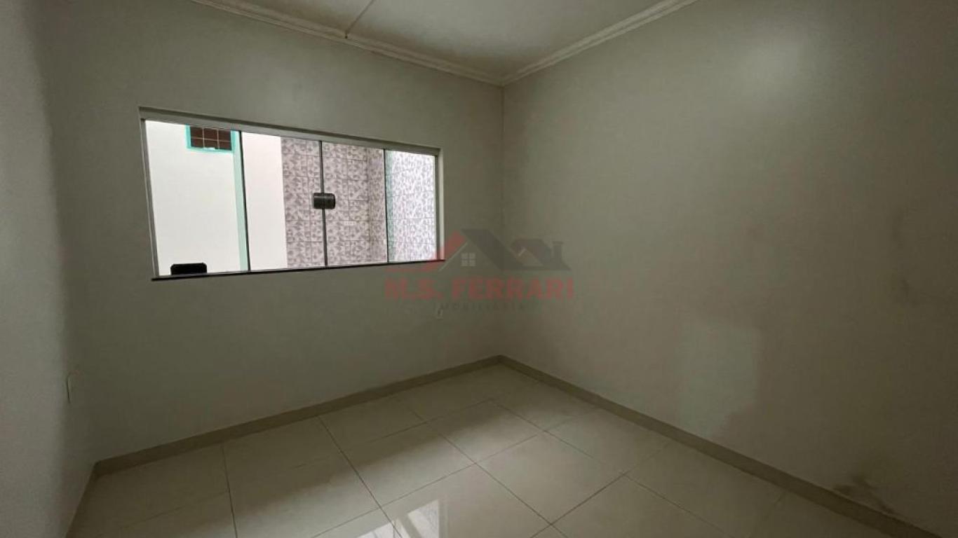 CASA NA Vila Operária em Assis
