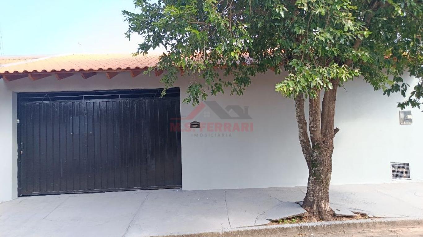 CASA NO PARQUE UNIVERSITÁRIO em ASSIS