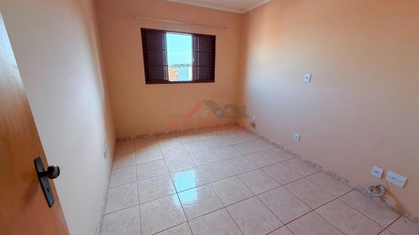 APARTAMENTO NA Vila Santa Cecília em Assis