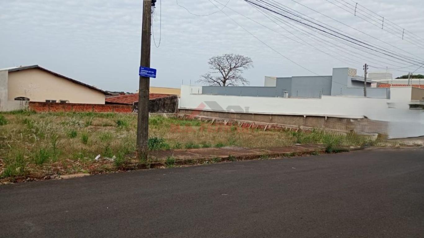 TERRENO NA VILA TENIS CLUBE em Assis
