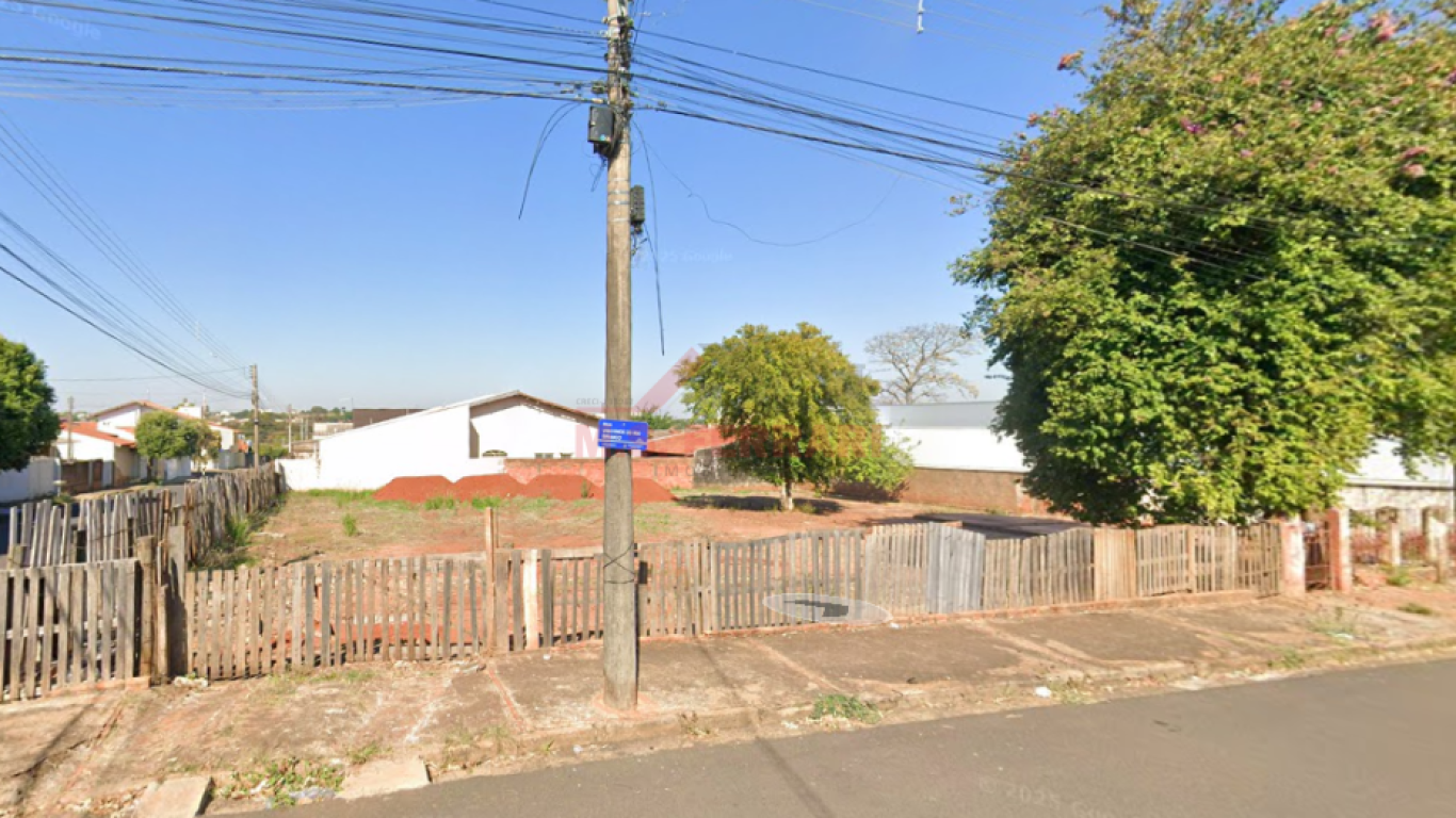 TERRENO NA VILA TENIS CLUBE em Assis