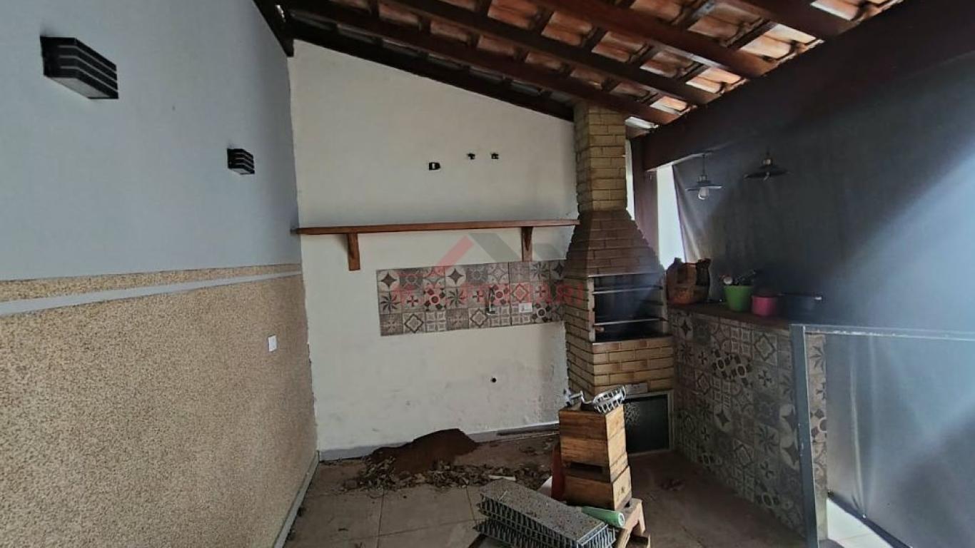 CASA NO Jardim Paulista em Assis