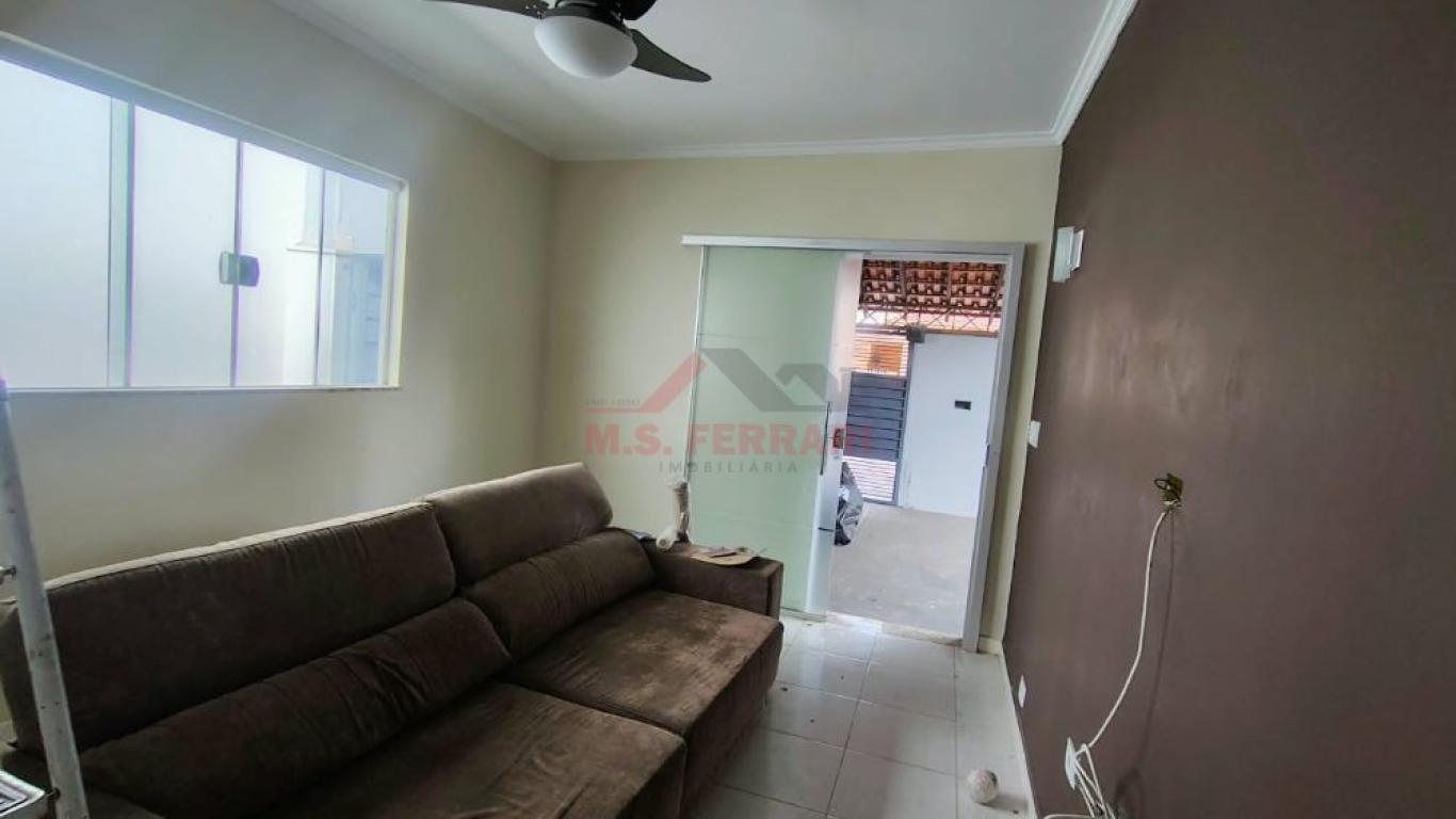 CASA NO Jardim Paulista em Assis