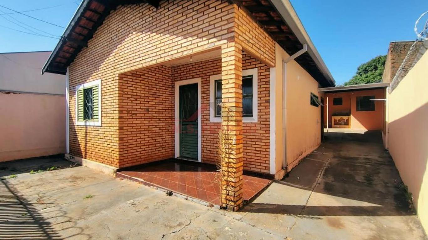 CASA NA Vila Operária em Assis
