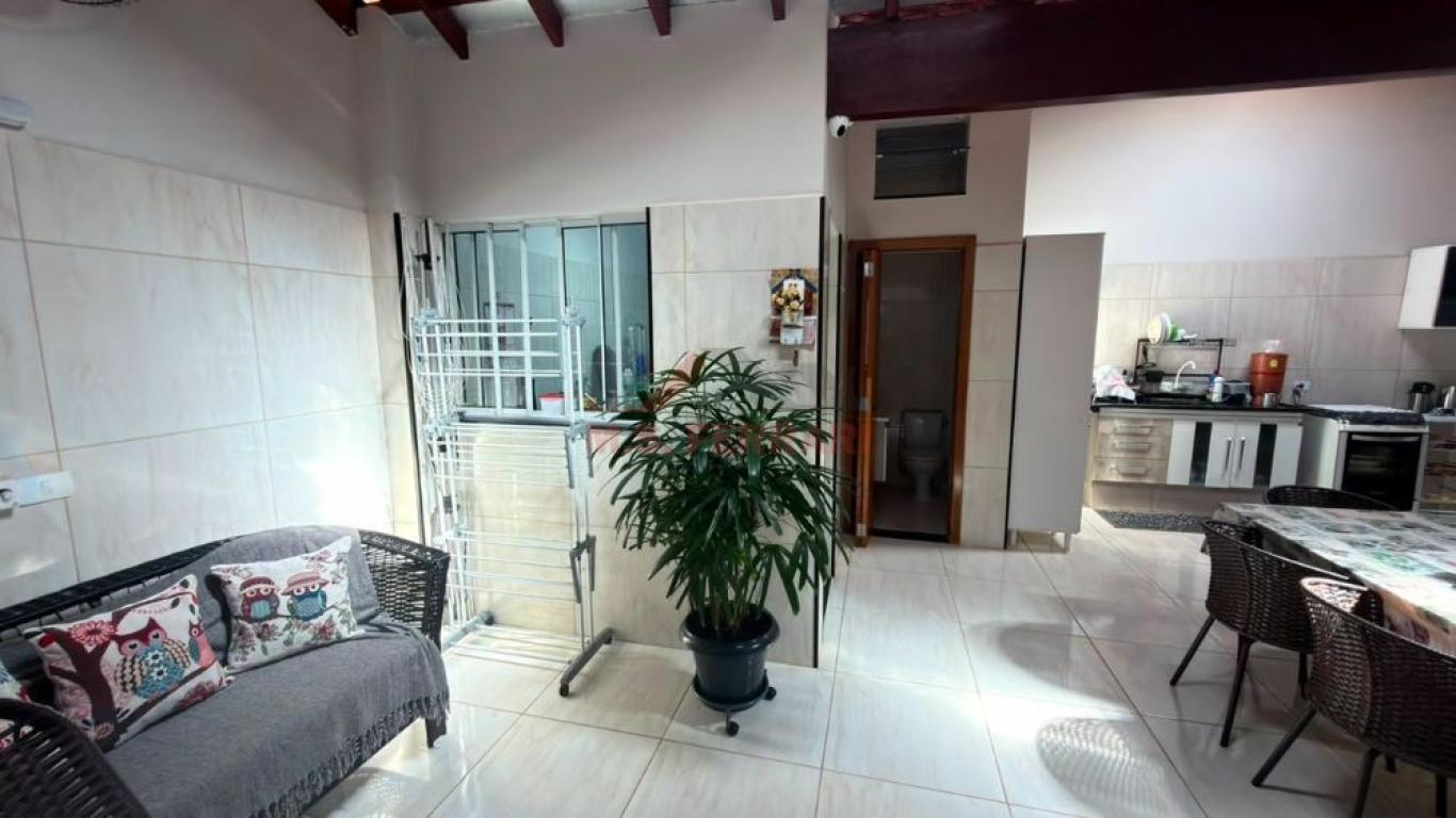 CASA NO Jardim Nossa Senhora de Fátima em Assis