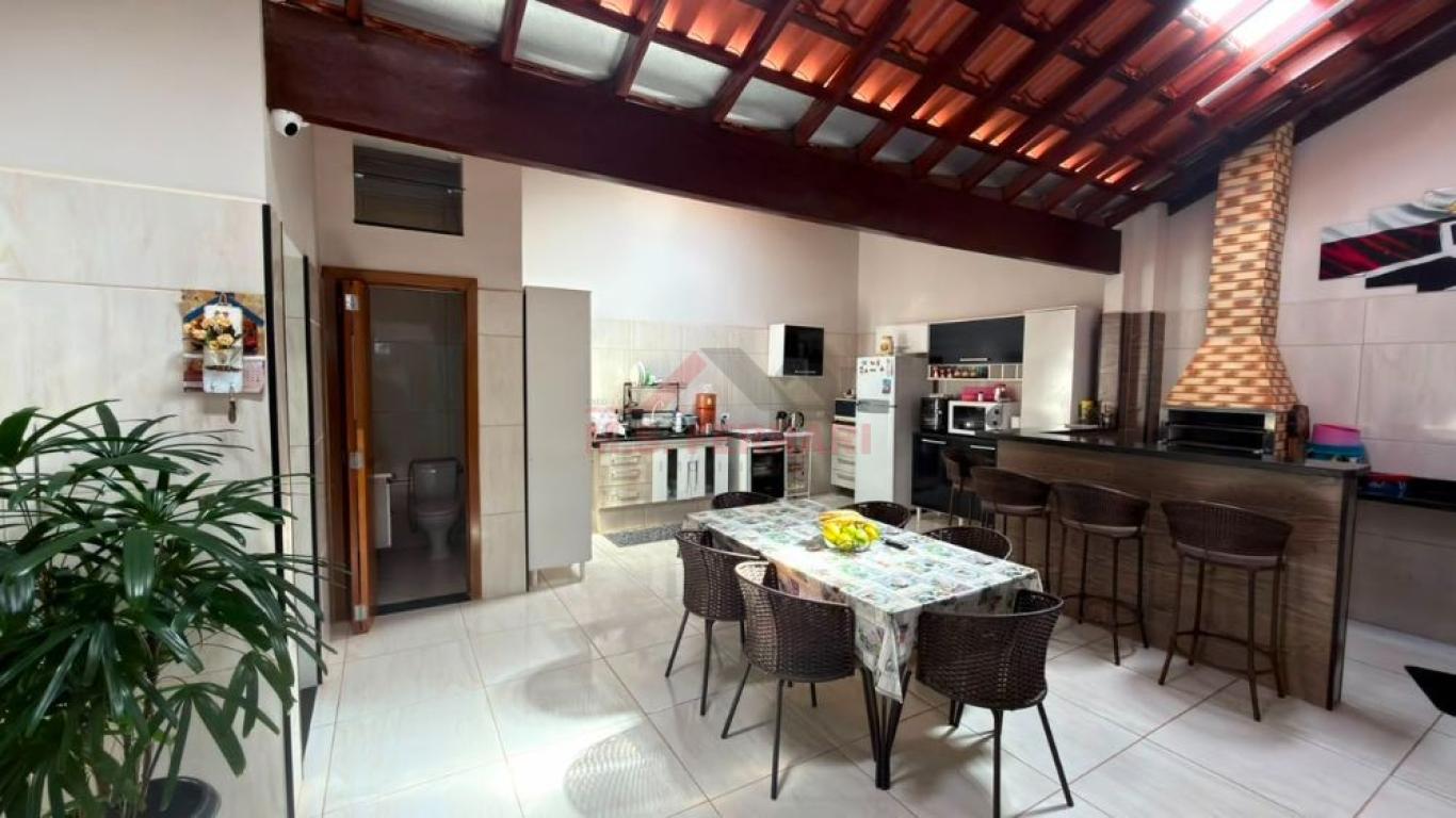 CASA NO Jardim Nossa Senhora de Fátima em Assis