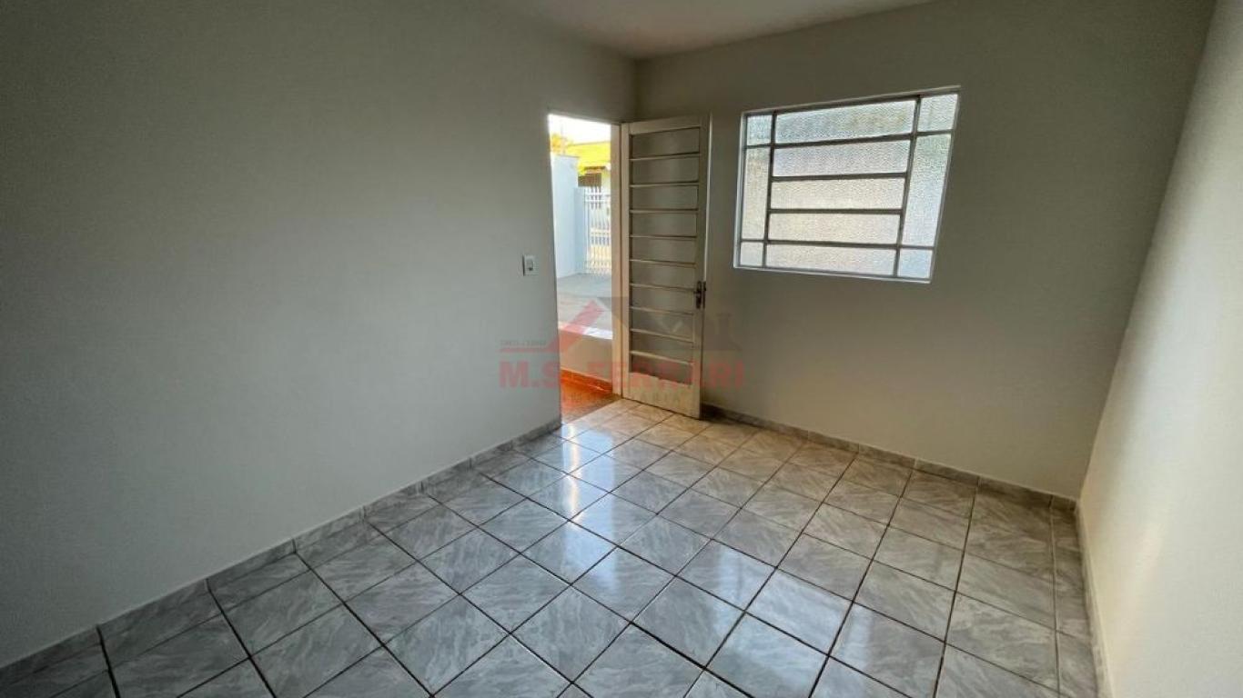 CASA NO Parque das Acácias em Assis