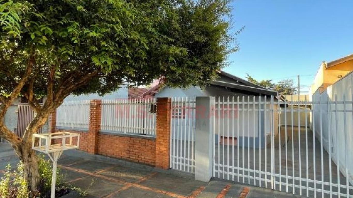 CASA NO Parque das Acácias em Assis