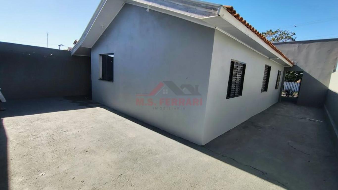 CASA NA Núcleo Habitacional Dirceu Gomes Cervilha em Assis