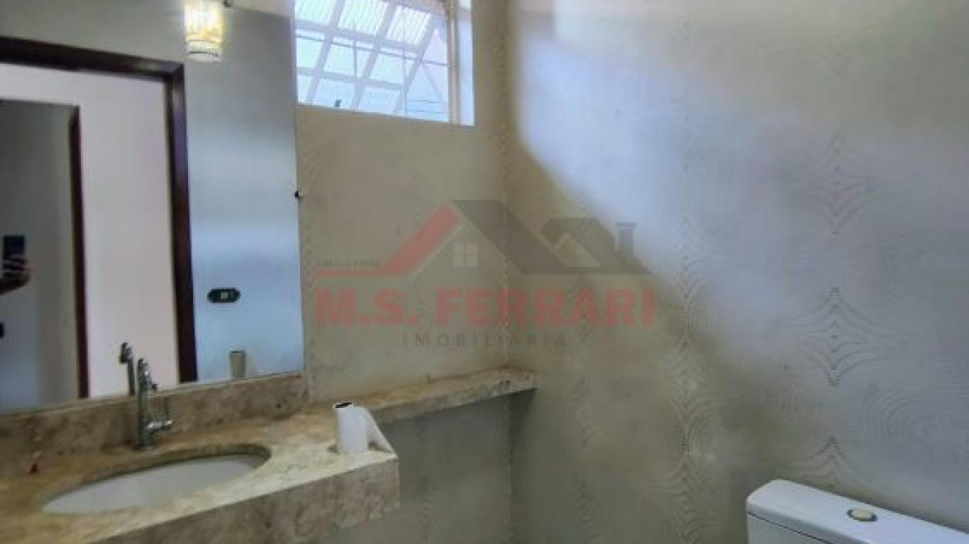 CASA NA Vila dos Comerciários em Assis