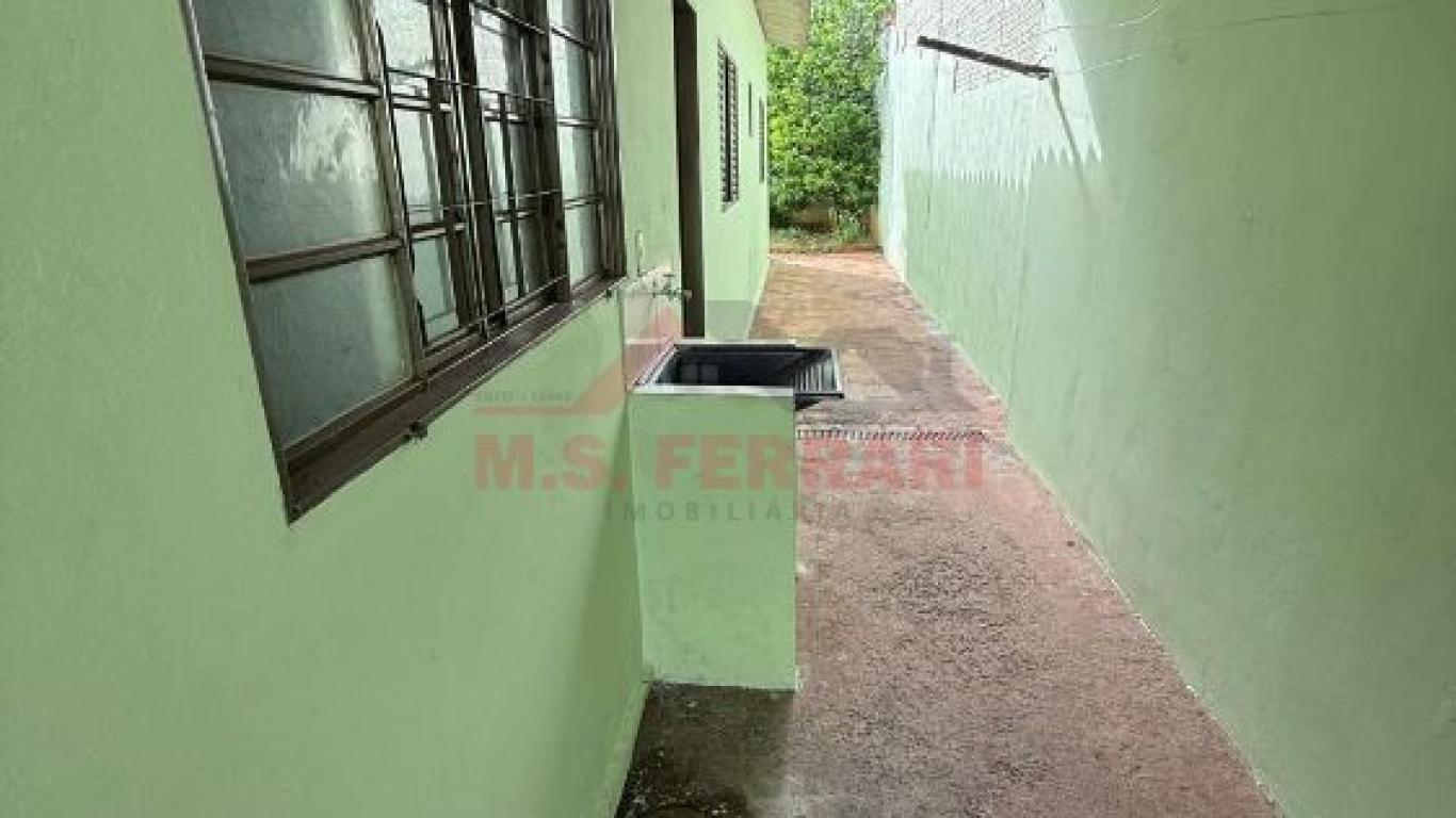 CASA NO Parque Universitário em Assis