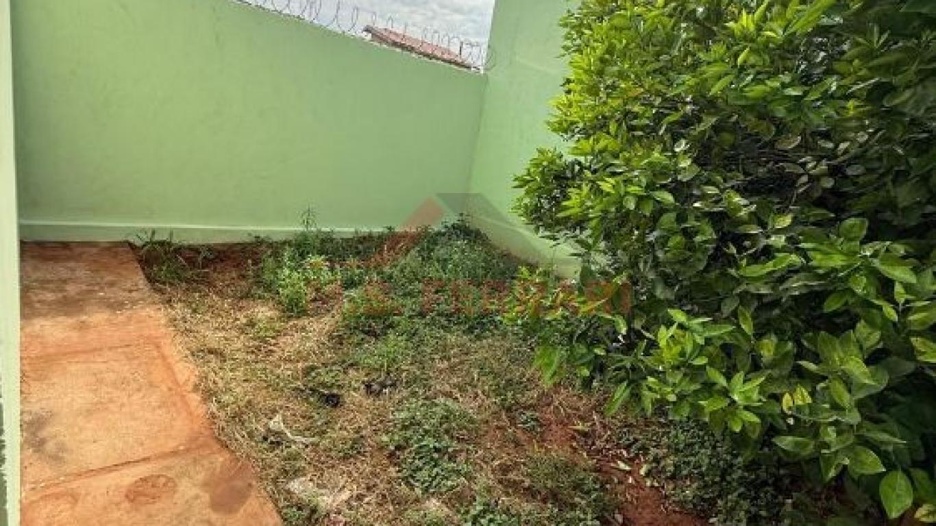 CASA NO Parque Universitário em Assis