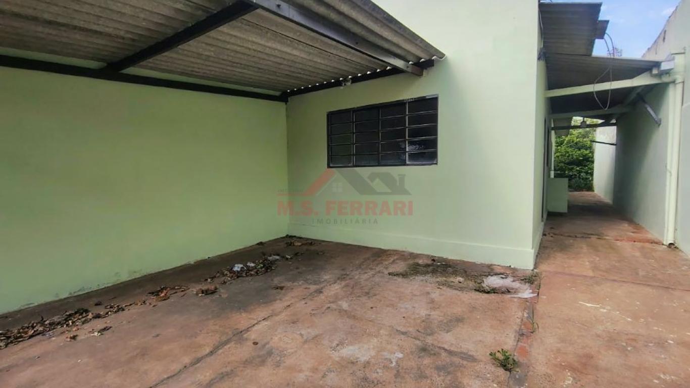 CASA NO Parque Universitário em Assis