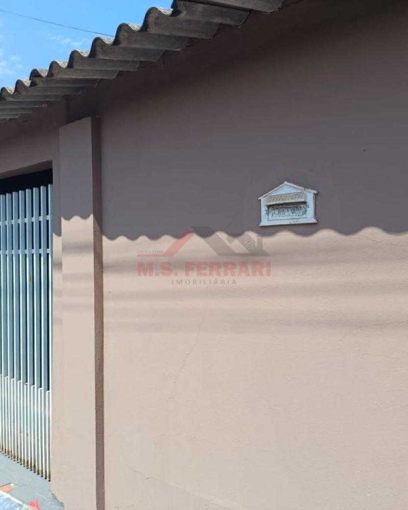 CASA NA Vila Claudia em Assis
