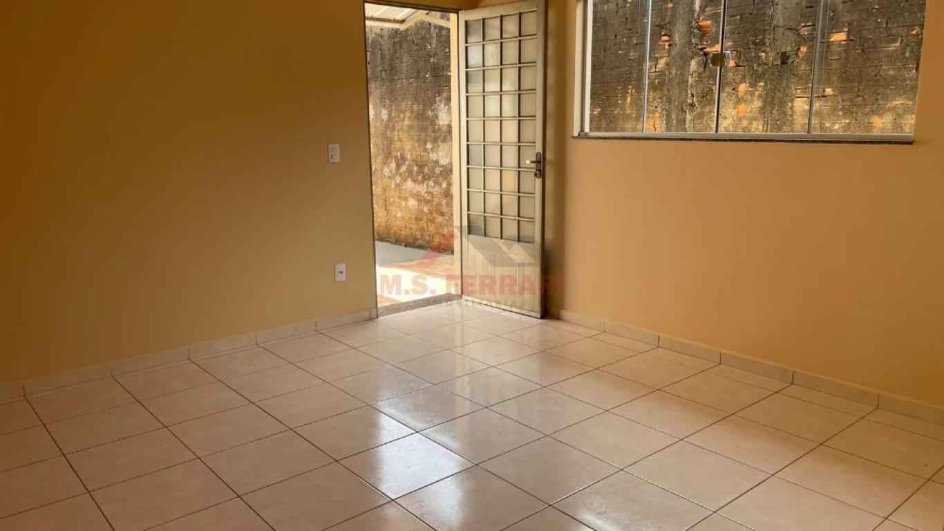 CASA NA Vila Central em Assis