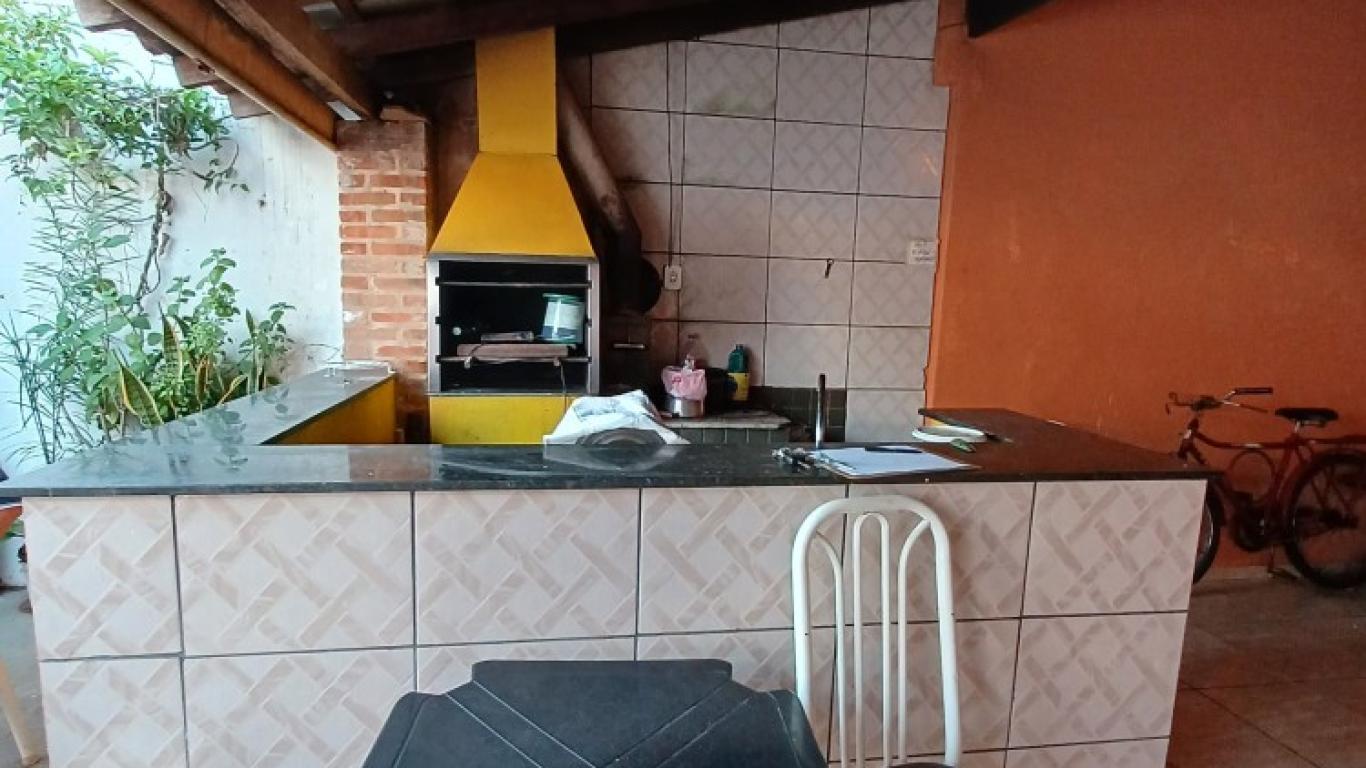 CASA NO Jardim Morumbi em Assis