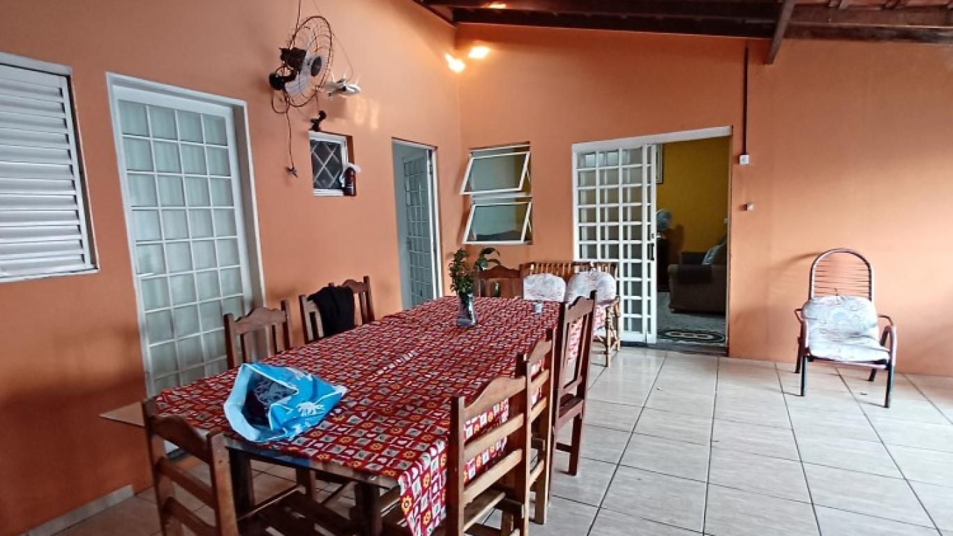 CASA NO Jardim Morumbi em Assis