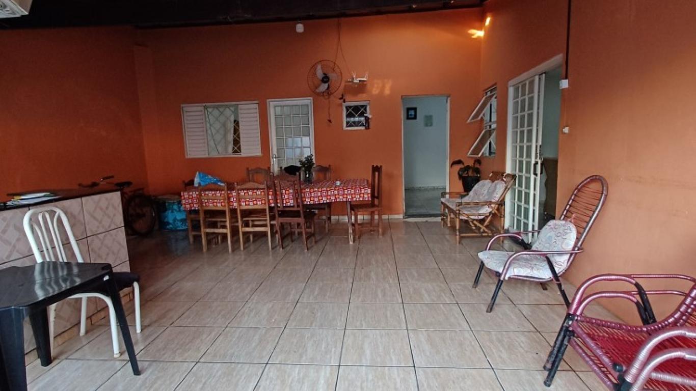 CASA NO Jardim Morumbi em Assis