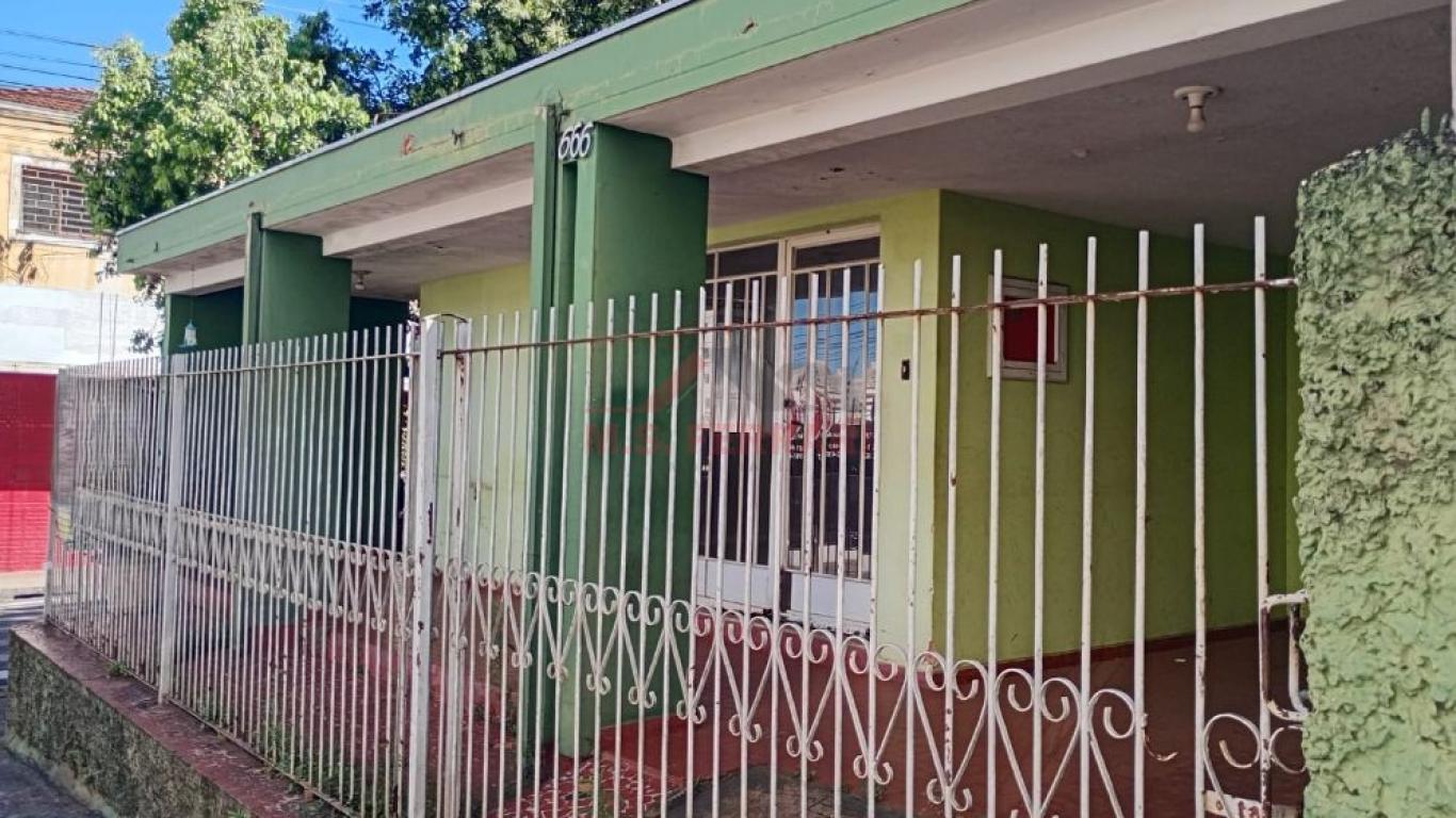 CASA NA Centro em Assis
