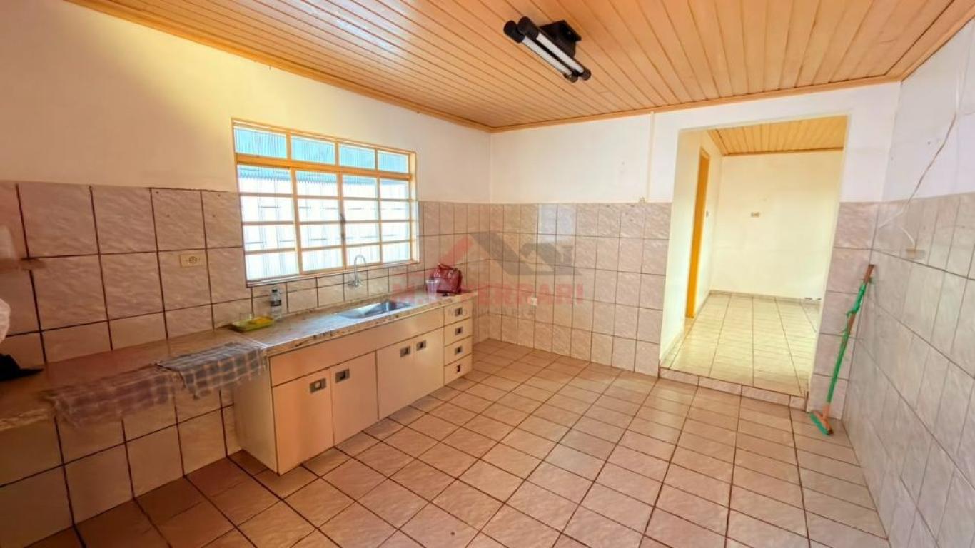 CASA NA Vila Santa Cecília em Assis