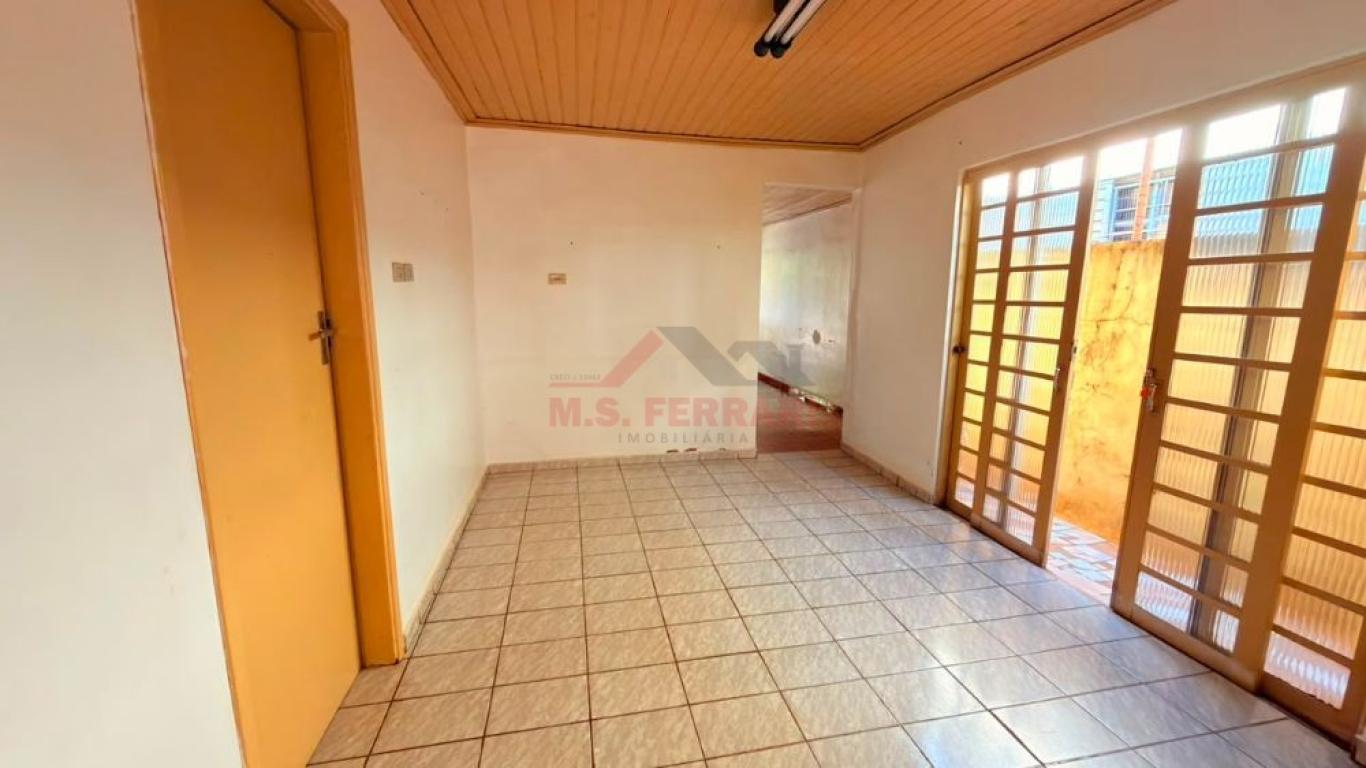 CASA NA Vila Santa Cecília em Assis