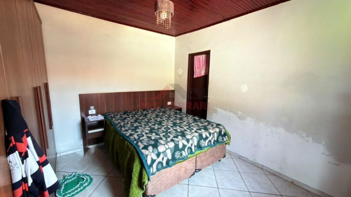 CASA NA Vila Ribeiro em Assis