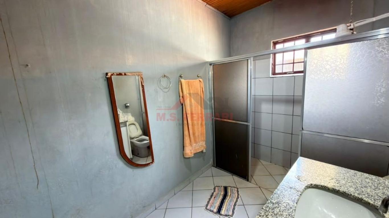 CASA NA Vila Ribeiro em Assis