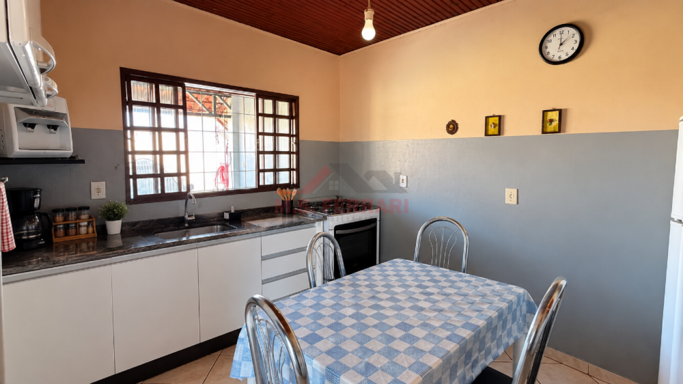 CASA NA Vila Ribeiro em Assis