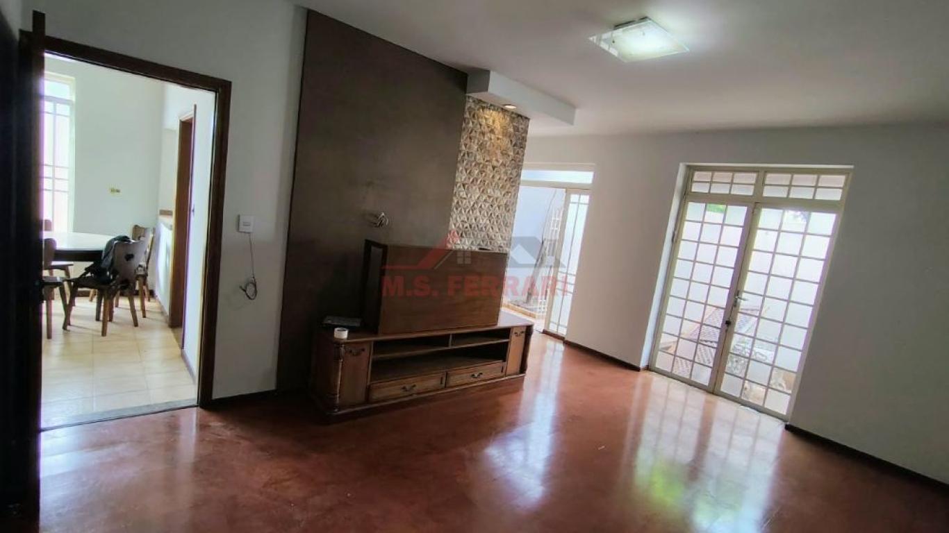 CASA NA Vila Santa Rita em Assis