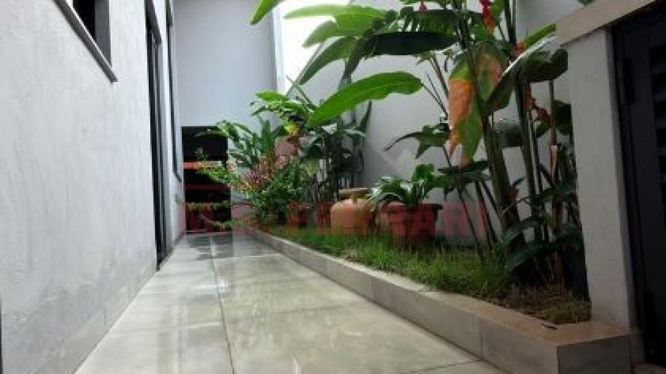 CASA NO Jardim Valência em Assis