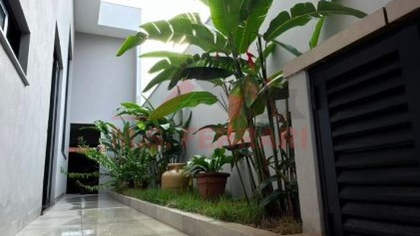 CASA NO Jardim Valência em Assis