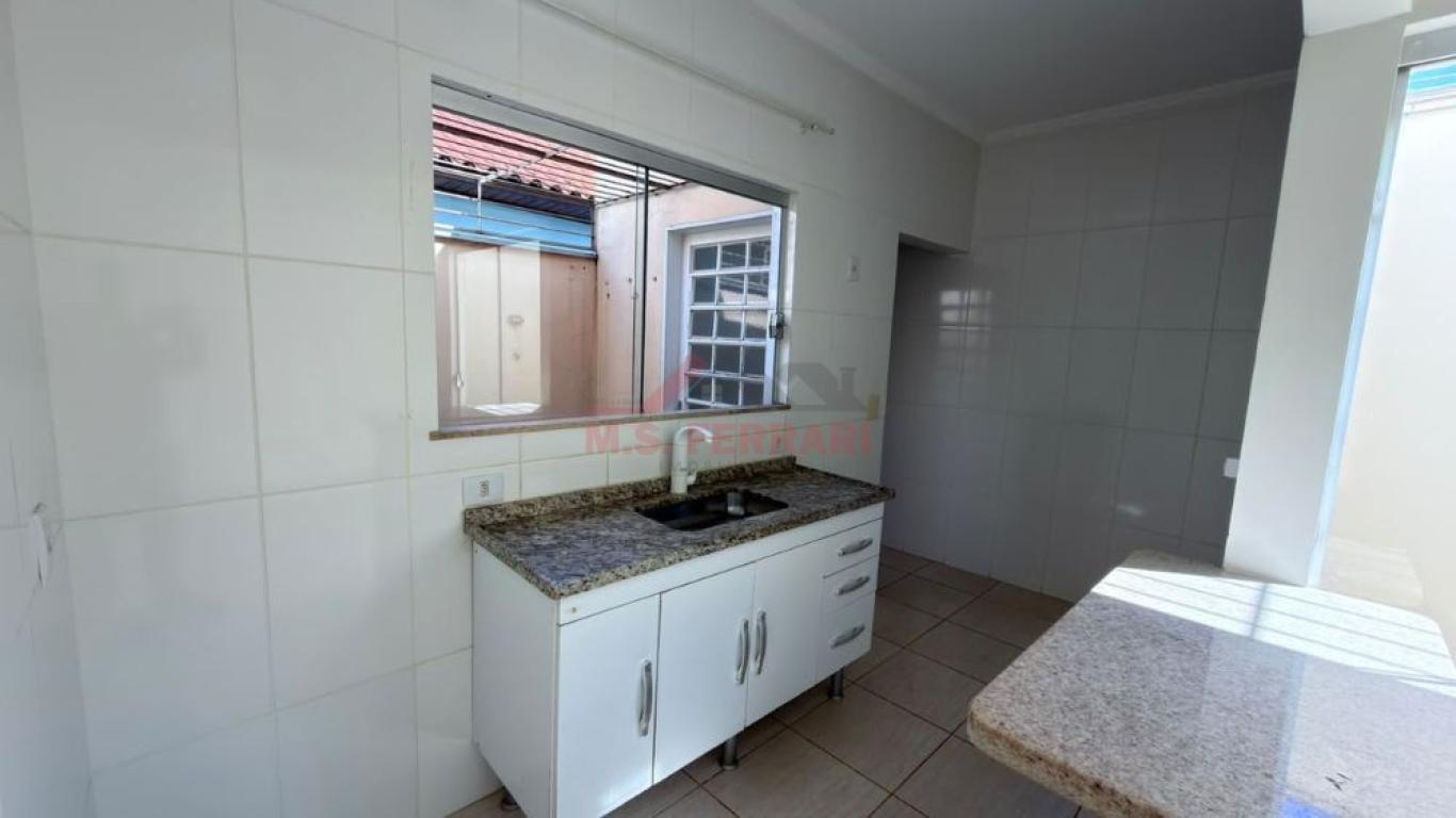 CASA NA Vila Glória em Assis