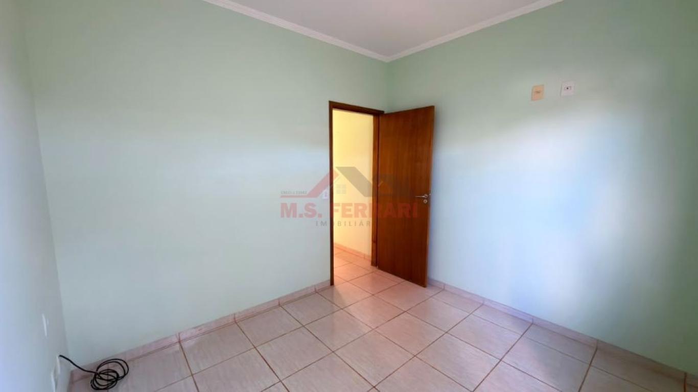 CASA NA Vila Glória em Assis