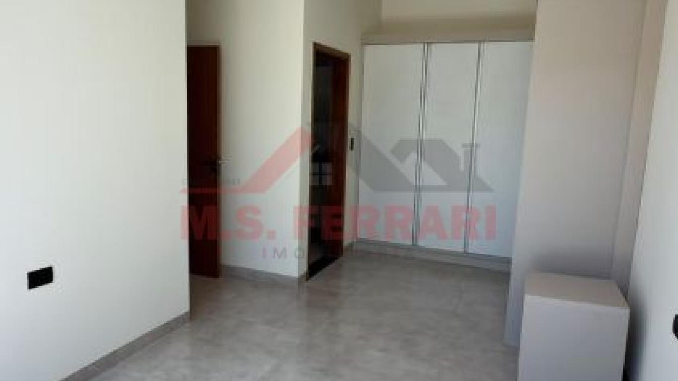 CASA NO Jardim Valência em Assis