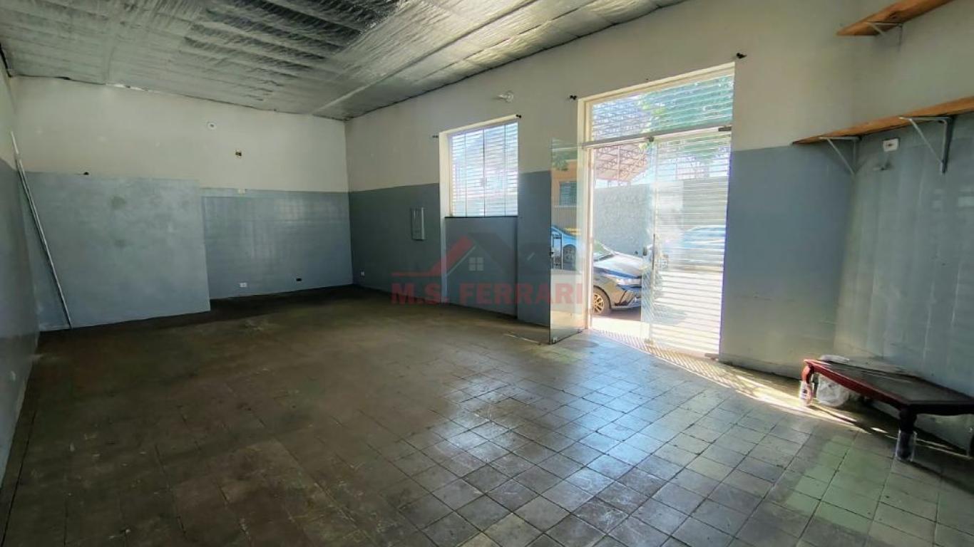 PONTO COMERCIAL NA VILA SANTA CECÍLIA em Assis
