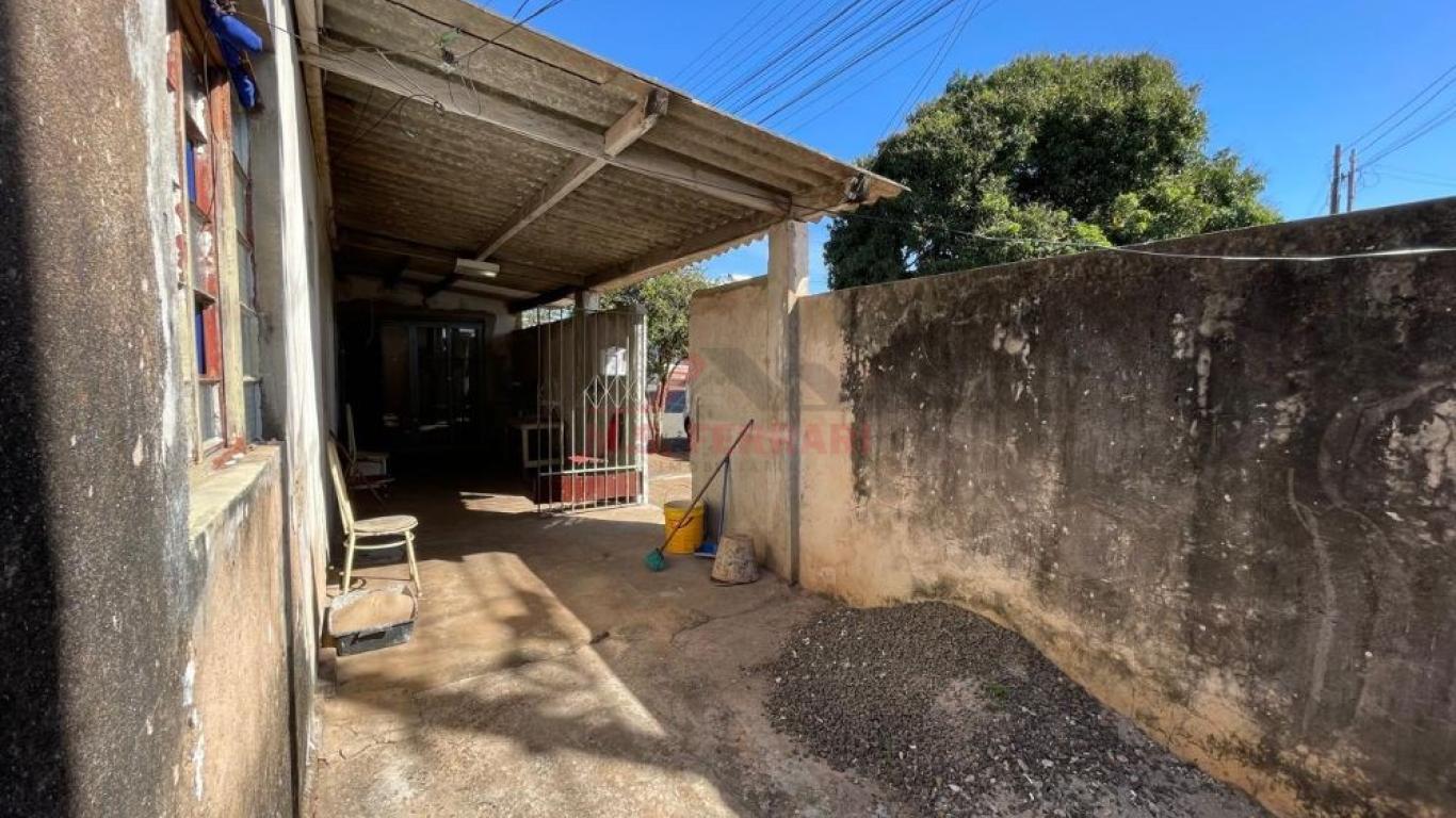 CASA NA Vila Nova Santana em Assis