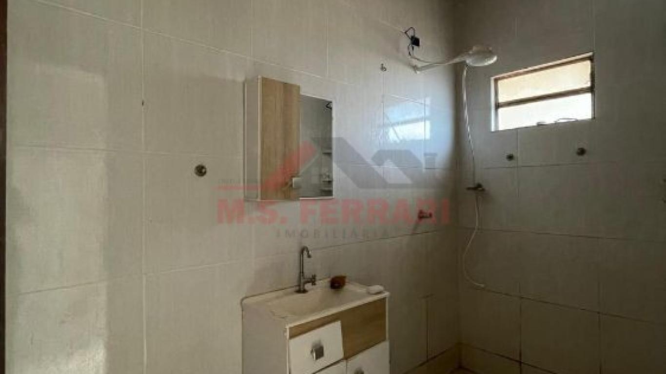 CASA NA Vila Nova Santana em Assis