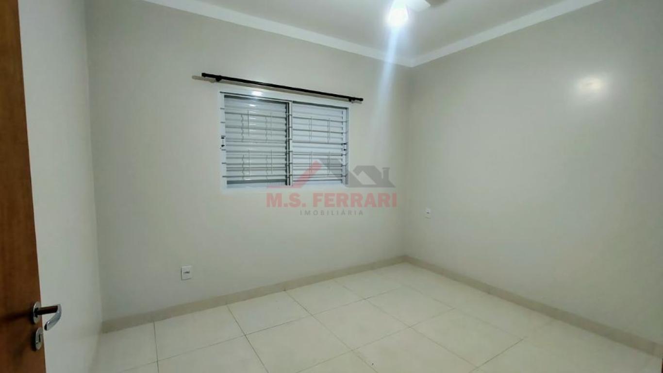 CASA NA Vila Rodrigues em Assis