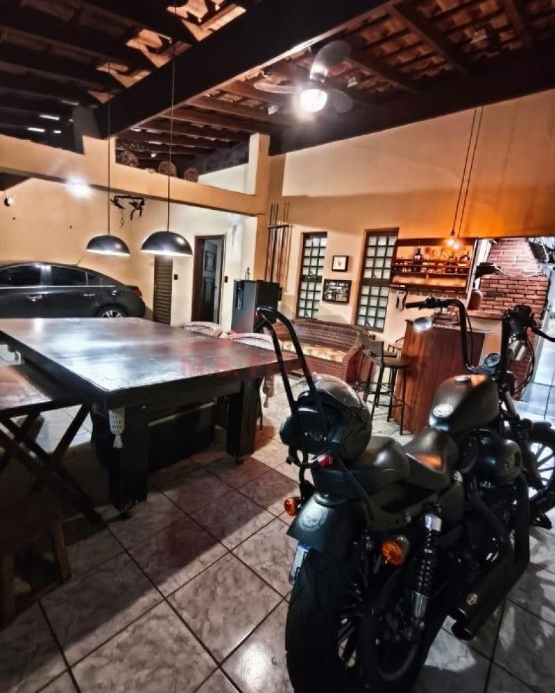 CASA NA Conjunto Habitacional Irmã Catarina em Assis