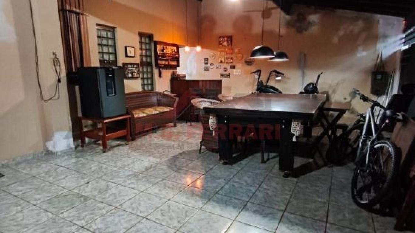 CASA NA Conjunto Habitacional Irmã Catarina em Assis