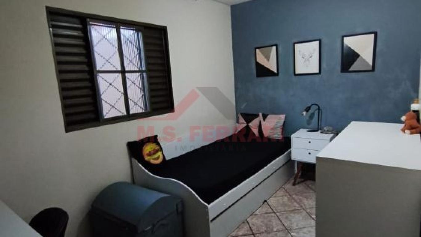 CASA NA Conjunto Habitacional Irmã Catarina em Assis