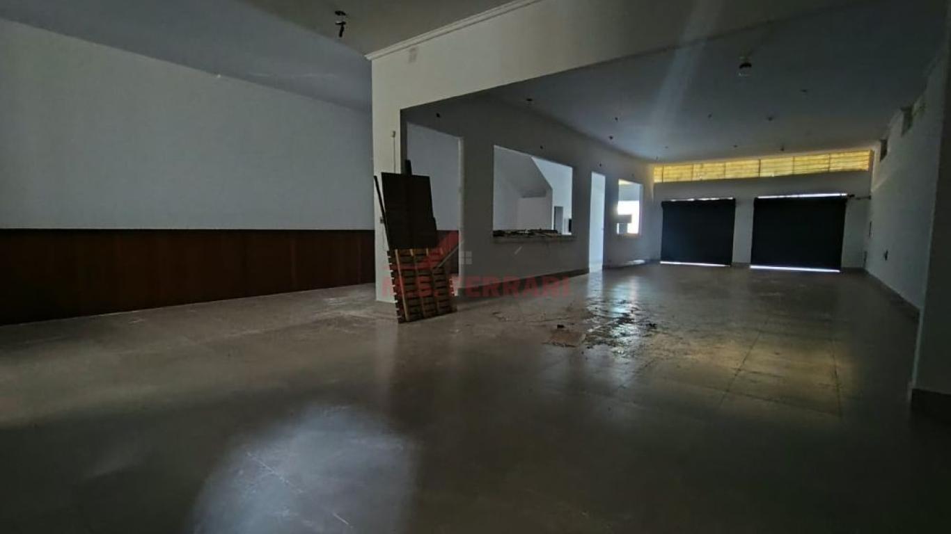 PONTO COMERCIAL NO San Fernando Valley em Assis