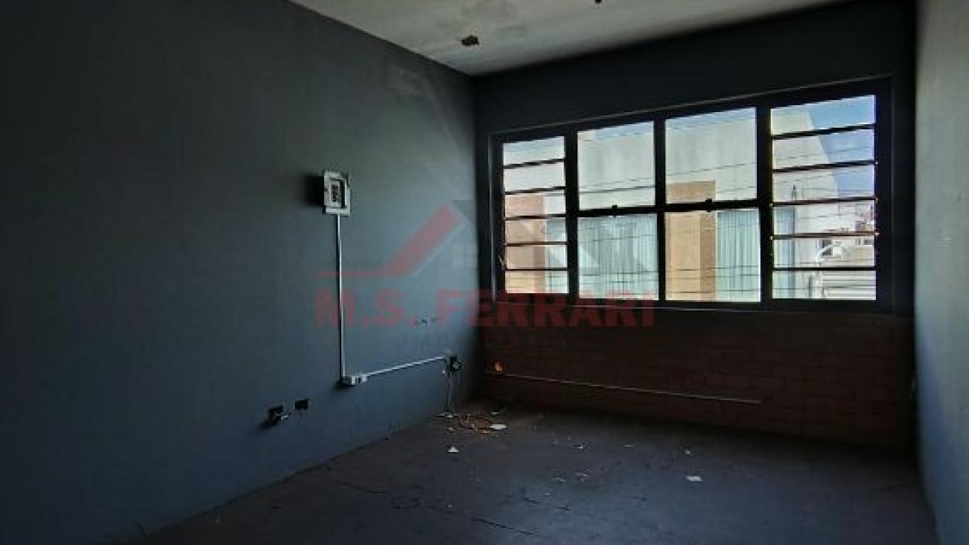 PONTO COMERCIAL NO San Fernando Valley em Assis
